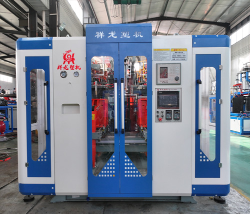 4、全自動電動移模吹塑機(jī)1.jpg
